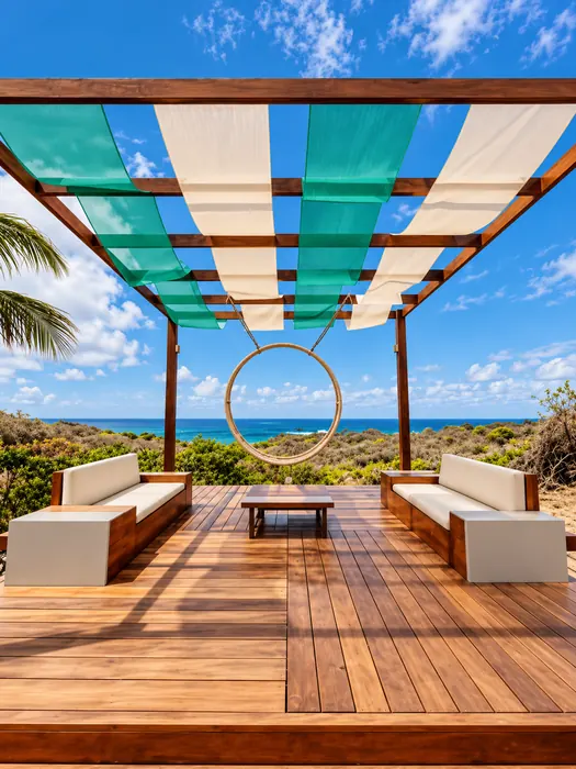 Pergolado e área de descanso com vista para o mar